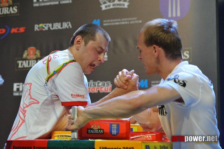 Euroarm 2013 - day 4 - right hand juniors 21, seniors # Armwrestling # Armpower.net