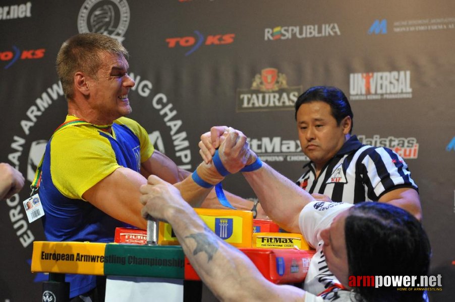 Euroarm 2013 - day 4 - right hand juniors 21, seniors # Armwrestling # Armpower.net