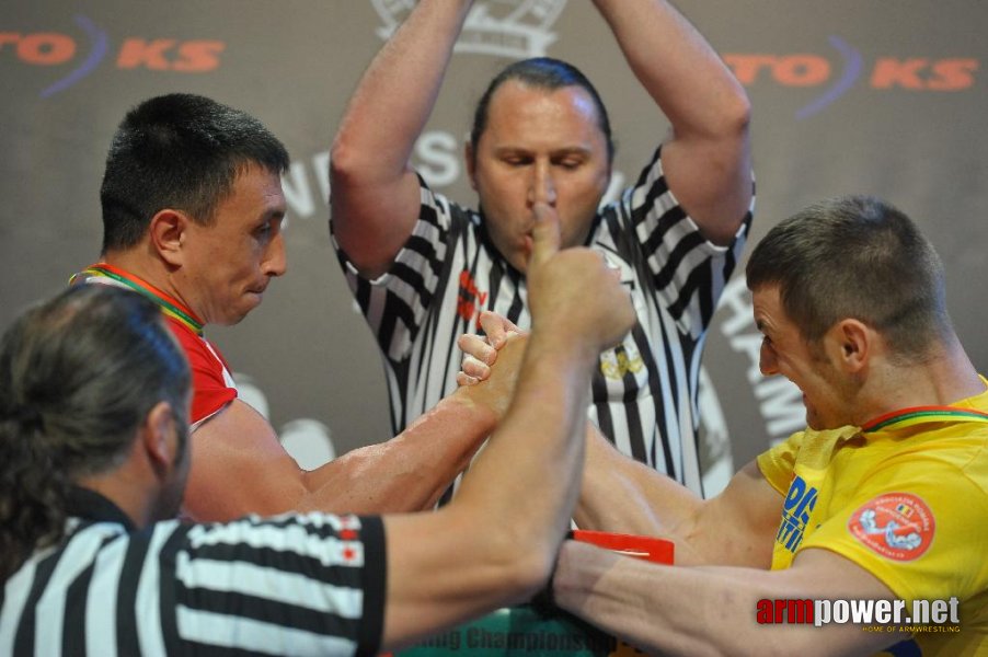 Euroarm 2013 - day 4 - right hand juniors 21, seniors # Armwrestling # Armpower.net