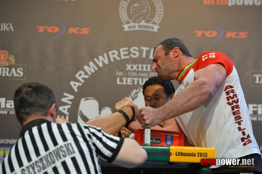 Euroarm 2013 - day 4 - right hand juniors 21, seniors # Siłowanie na ręce # Armwrestling # Armpower.net