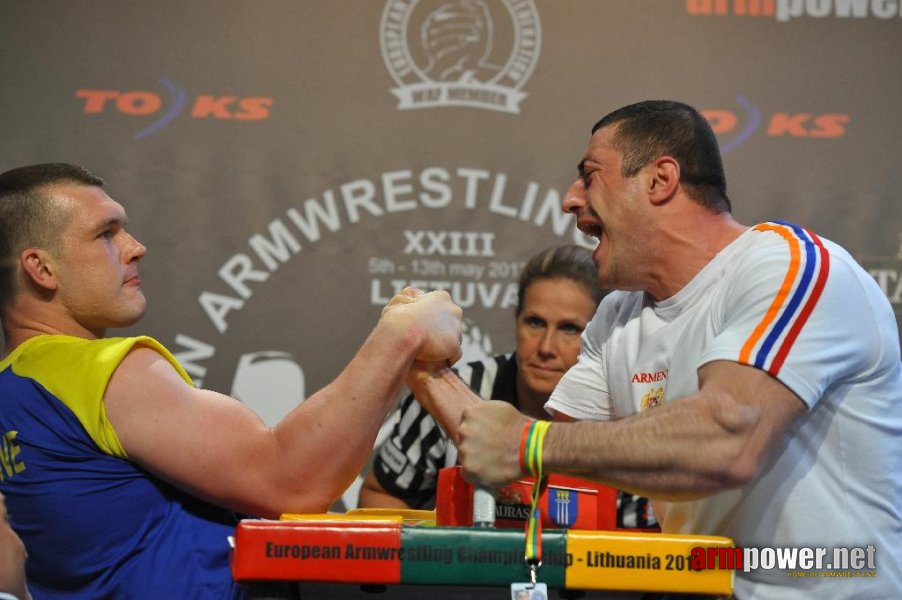 Euroarm 2013 - day 4 - right hand juniors 21, seniors # Siłowanie na ręce # Armwrestling # Armpower.net