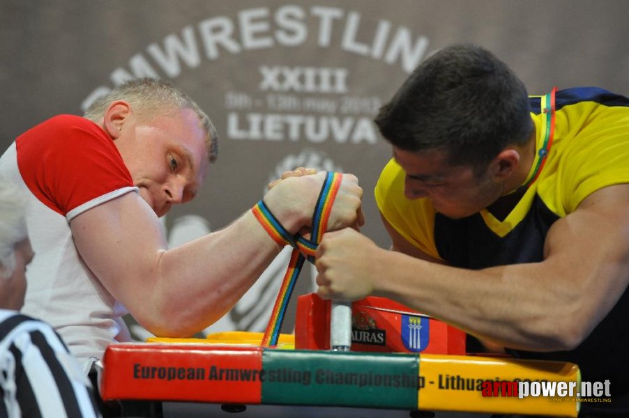 Euroarm 2013 - day 4 - right hand juniors 21, seniors # Armwrestling # Armpower.net