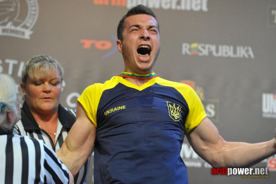 Euroarm 2013 - day 4 - right hand juniors 21, seniors # Armwrestling # Armpower.net