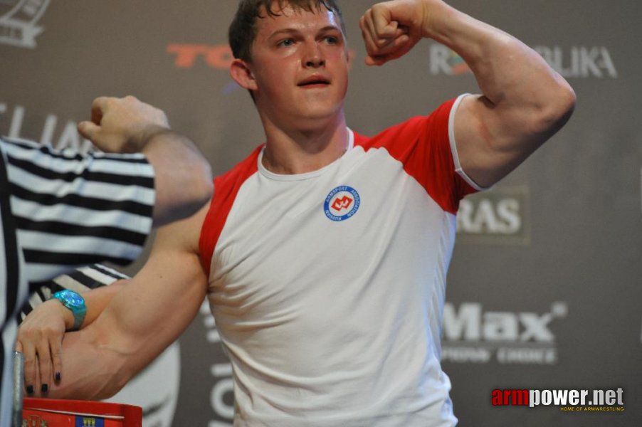 Euroarm 2013 - day 4 - right hand juniors 21, seniors # Armwrestling # Armpower.net