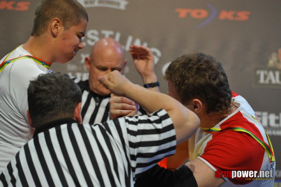 Euroarm 2013 - day 4 - right hand juniors 21, seniors # Armwrestling # Armpower.net