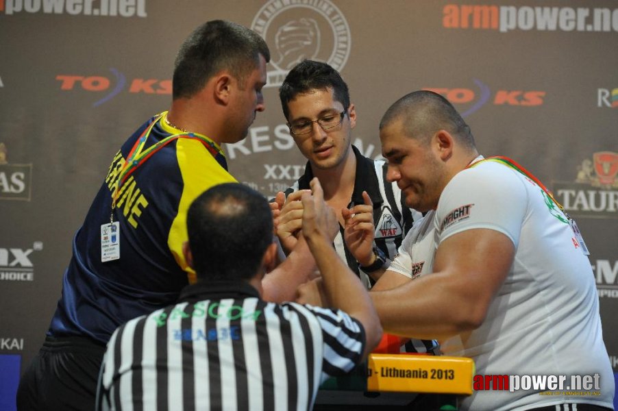 Euroarm 2013 - day 4 - right hand juniors 21, seniors # Armwrestling # Armpower.net