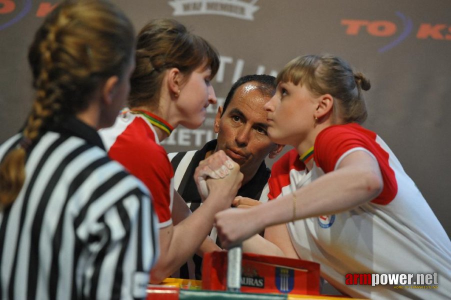 Euroarm 2013 - day 4 - right hand juniors 21, seniors # Armwrestling # Armpower.net