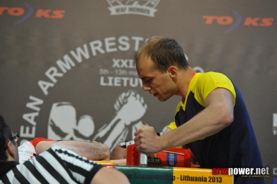 Euroarm 2013 - day 4 - right hand juniors 21, seniors # Armwrestling # Armpower.net