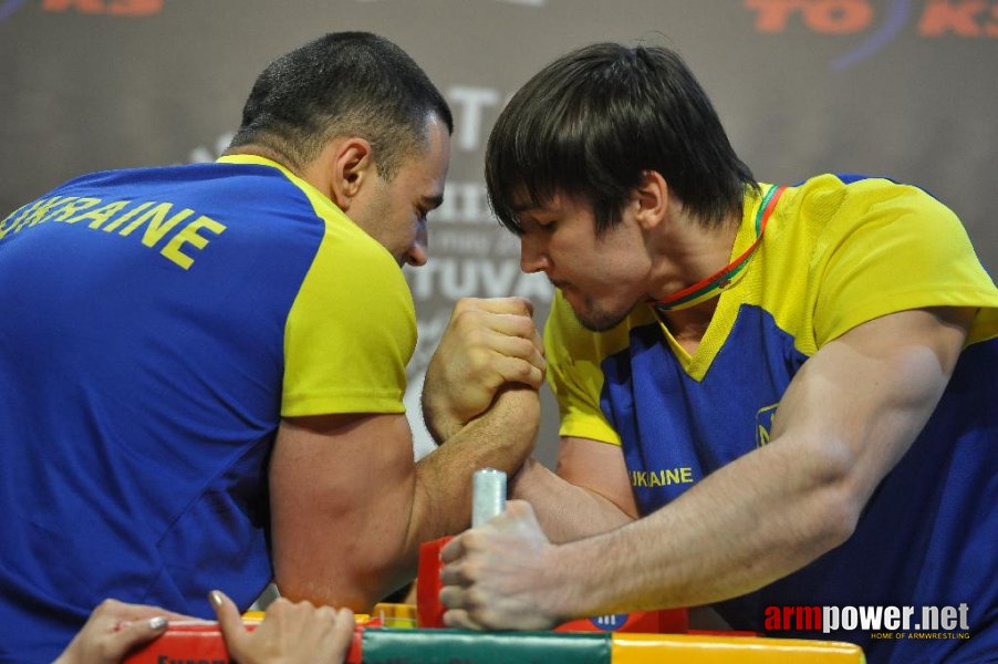 Euroarm 2013 - day 4 - right hand juniors 21, seniors # Armwrestling # Armpower.net