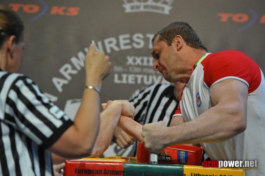 Euroarm 2013 - day 4 - right hand juniors 21, seniors # Armwrestling # Armpower.net