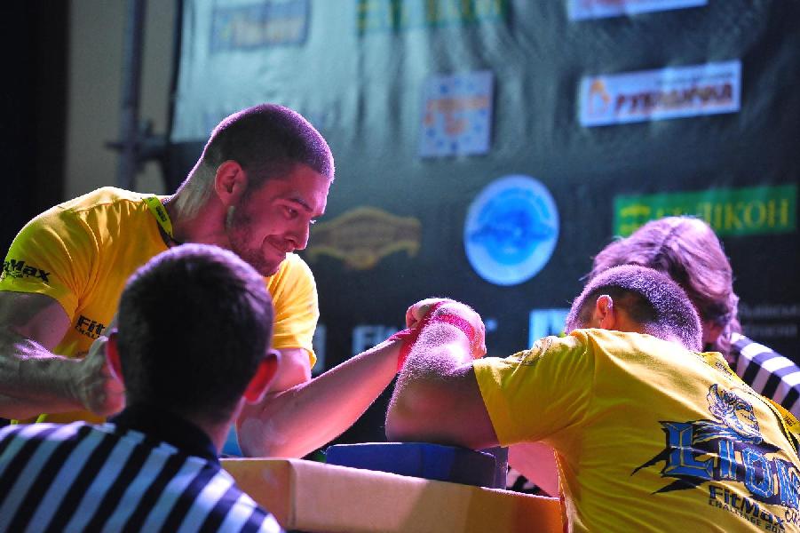 Lion Cup – Fitmax Challenge 2013 # Siłowanie na ręce # Armwrestling # Armpower.net