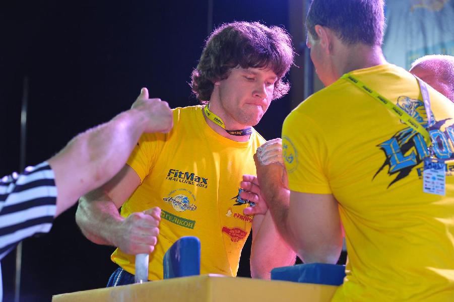 Lion Cup – Fitmax Challenge 2013 # Siłowanie na ręce # Armwrestling # Armpower.net