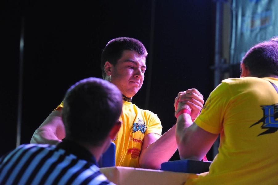 Lion Cup 2013 - Right Hand # Armwrestling # Armpower.net