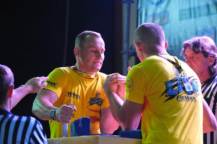 Lion Cup 2013 - Right Hand # Armwrestling # Armpower.net