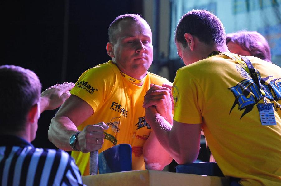 Lion Cup 2013 - Right Hand # Siłowanie na ręce # Armwrestling # Armpower.net