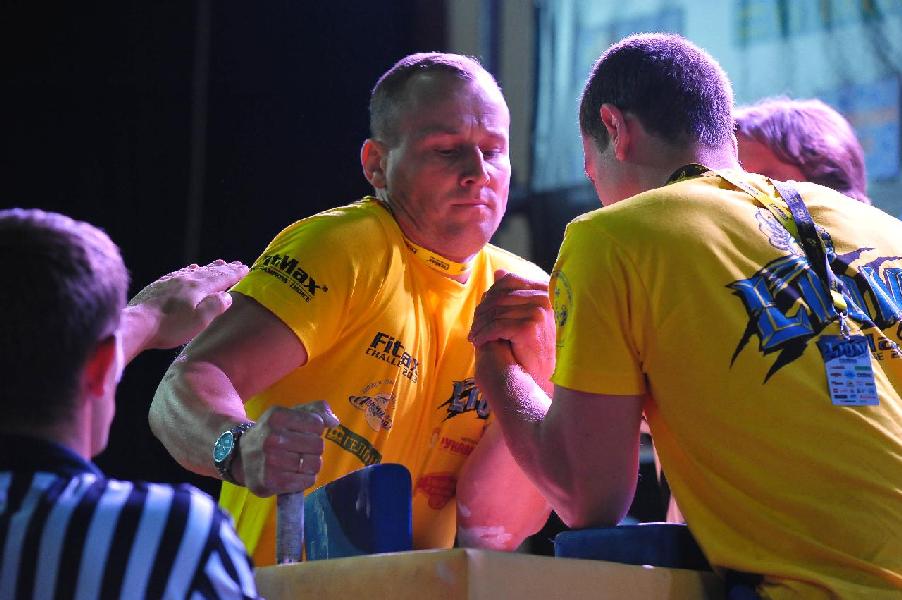 Lion Cup 2013 - Right Hand # Siłowanie na ręce # Armwrestling # Armpower.net