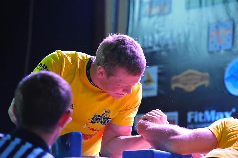 Lion Cup 2013 - Right Hand # Armwrestling # Armpower.net