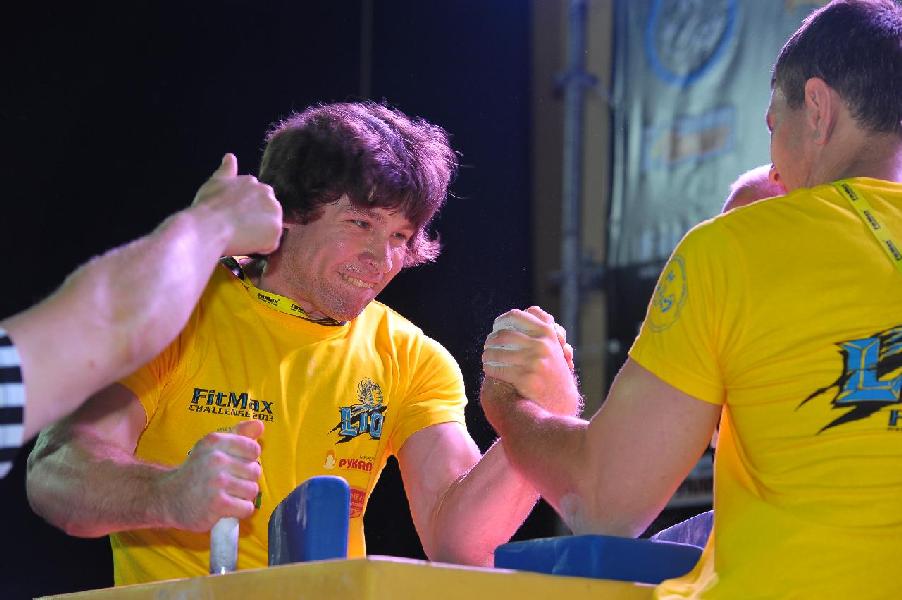 Lion Cup 2013 - Right Hand # Armwrestling # Armpower.net