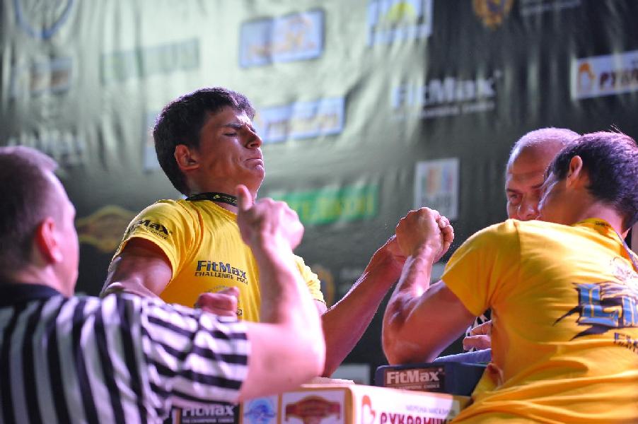 Lion Cup 2013 - Right Hand # Armwrestling # Armpower.net