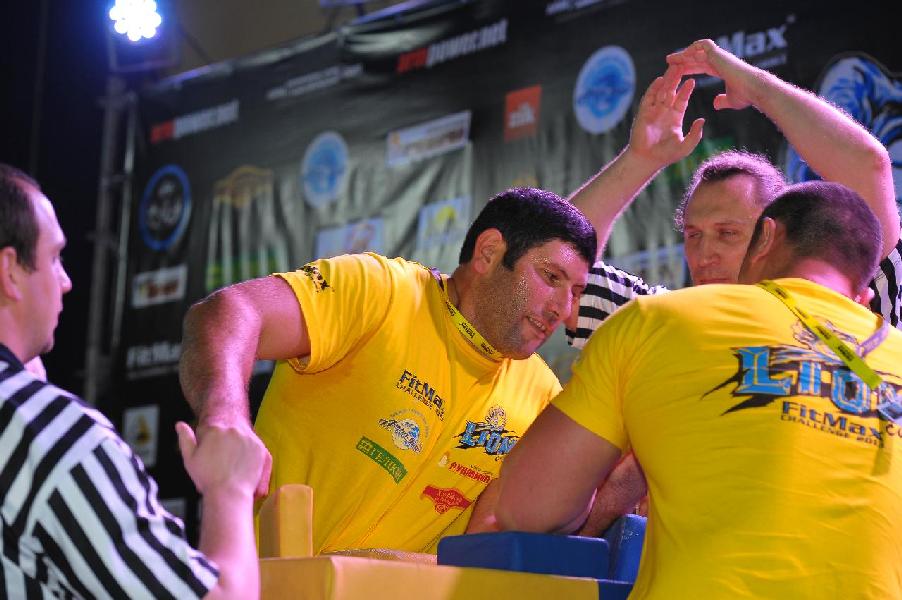 Lion Cup 2013 - Right Hand # Armwrestling # Armpower.net