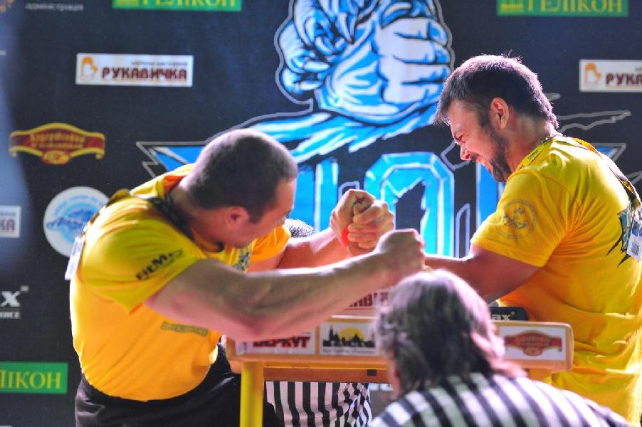 Lion Cup 2013 - Right Hand # Armwrestling # Armpower.net