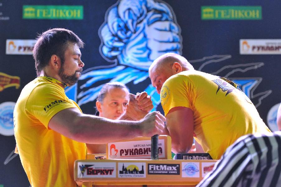 Lion Cup 2013 - Right Hand # Armwrestling # Armpower.net