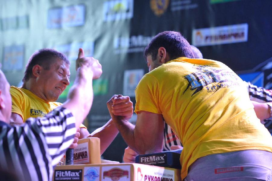 Lion Cup 2013 - Right Hand # Armwrestling # Armpower.net