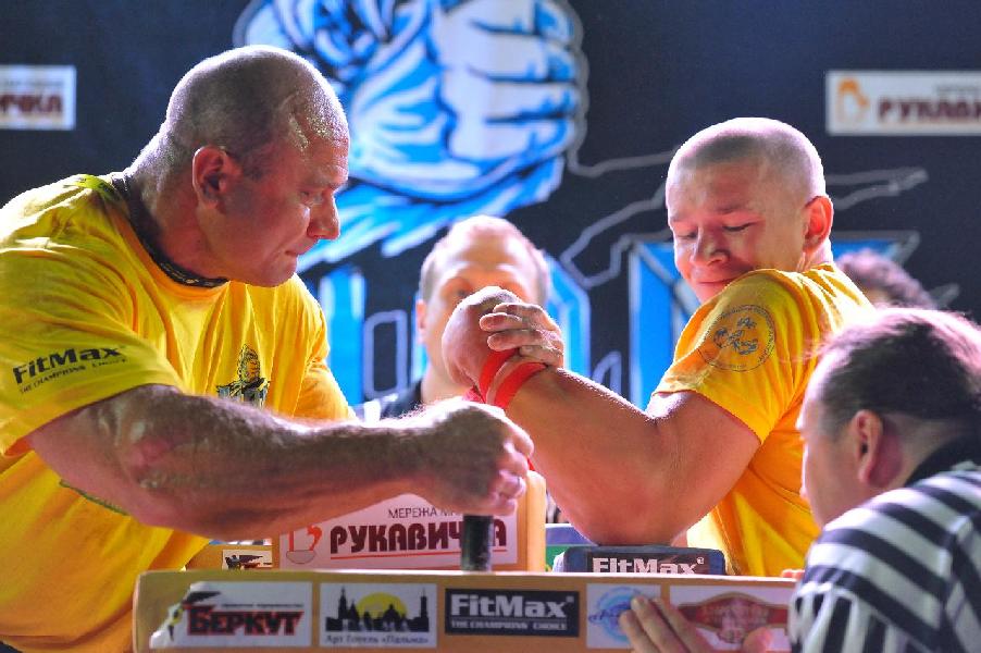 Lion Cup 2013 - Right Hand # Armwrestling # Armpower.net