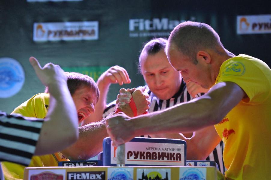 Lion Cup 2013 - Right Hand # Siłowanie na ręce # Armwrestling # Armpower.net