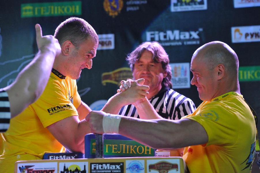 Lion Cup 2013 - Right Hand # Armwrestling # Armpower.net