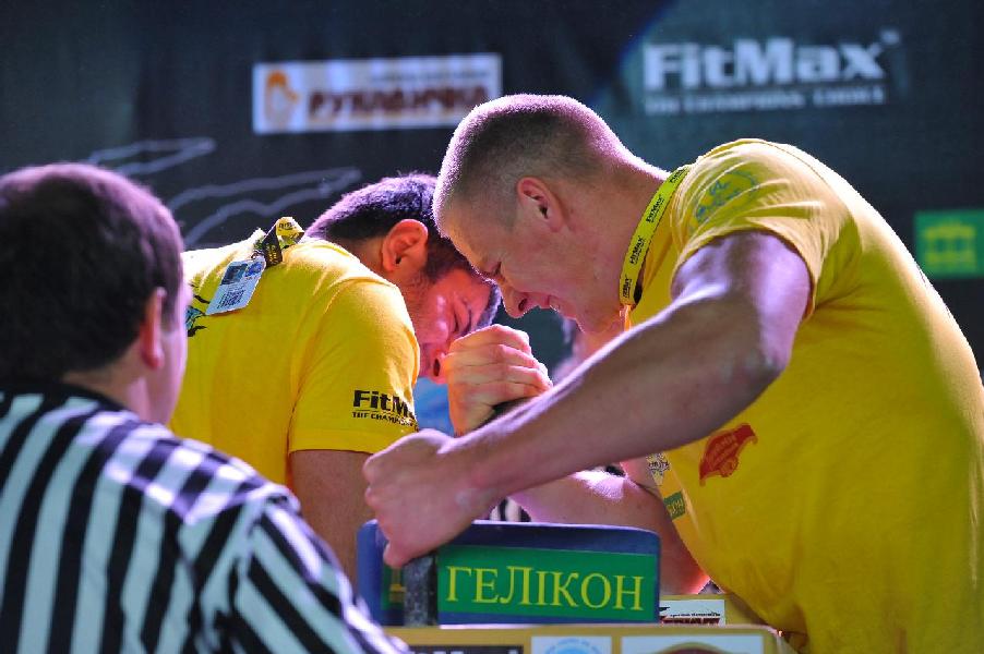 Lion Cup 2013 - Right Hand # Armwrestling # Armpower.net