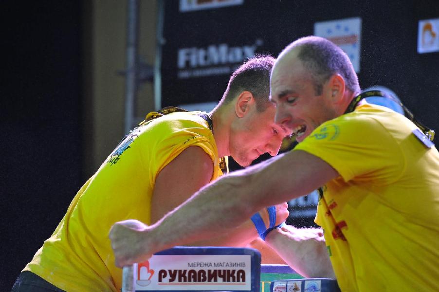 Lion Cup 2013 - Right Hand # Siłowanie na ręce # Armwrestling # Armpower.net