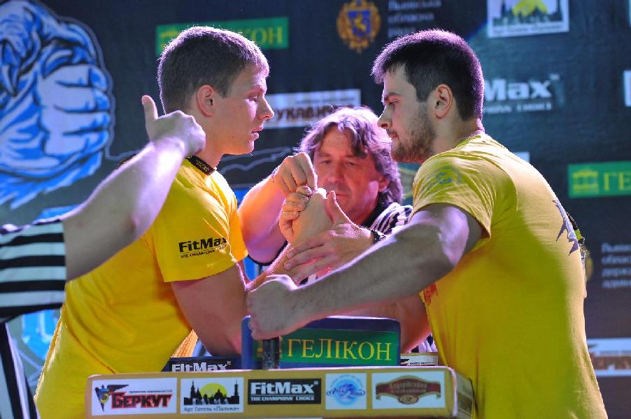 Lion Cup 2013 - Right Hand # Armwrestling # Armpower.net