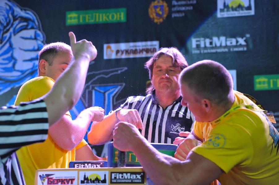 Lion Cup 2013 - Right Hand # Armwrestling # Armpower.net