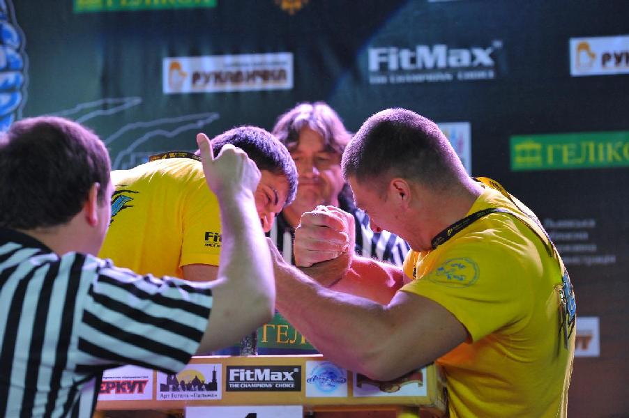 Lion Cup 2013 - Right Hand # Armwrestling # Armpower.net