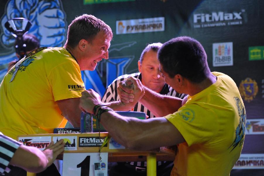 Lion Cup 2013 - Right Hand # Armwrestling # Armpower.net