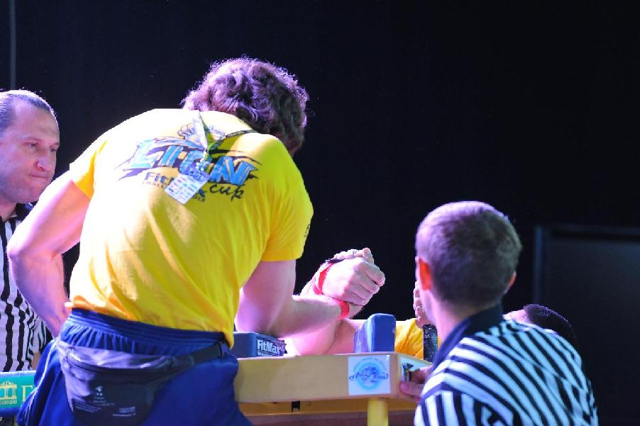 Lion Cup 2013 - Right Hand # Armwrestling # Armpower.net