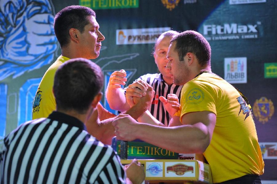 Lion Cup 2013 - Right Hand # Armwrestling # Armpower.net