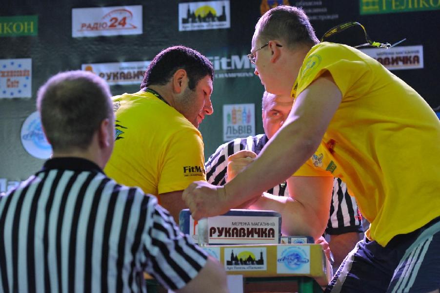 Lion Cup 2013 - Right Hand # Armwrestling # Armpower.net