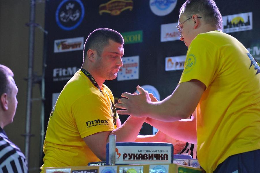 Lion Cup 2013 - Right Hand # Armwrestling # Armpower.net