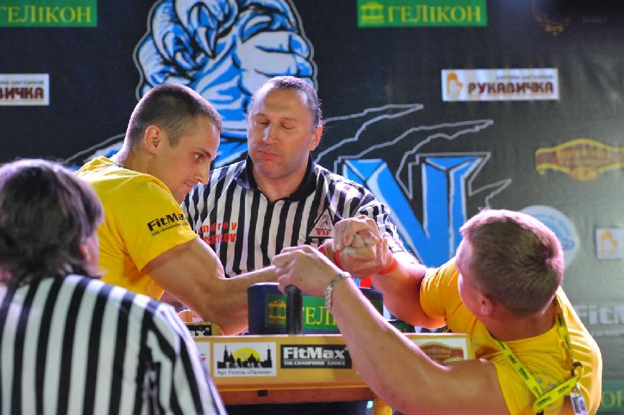 Lion Cup 2013 - Right Hand # Armwrestling # Armpower.net