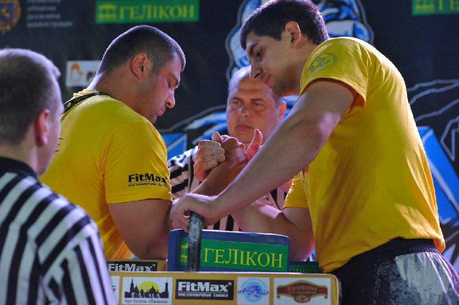 Lion Cup 2013 - Right Hand # Armwrestling # Armpower.net