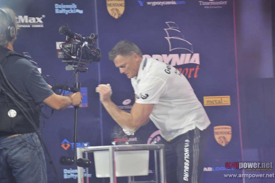 World Armwrestling Championship 2013 - day 1 # Armwrestling # Armpower.net