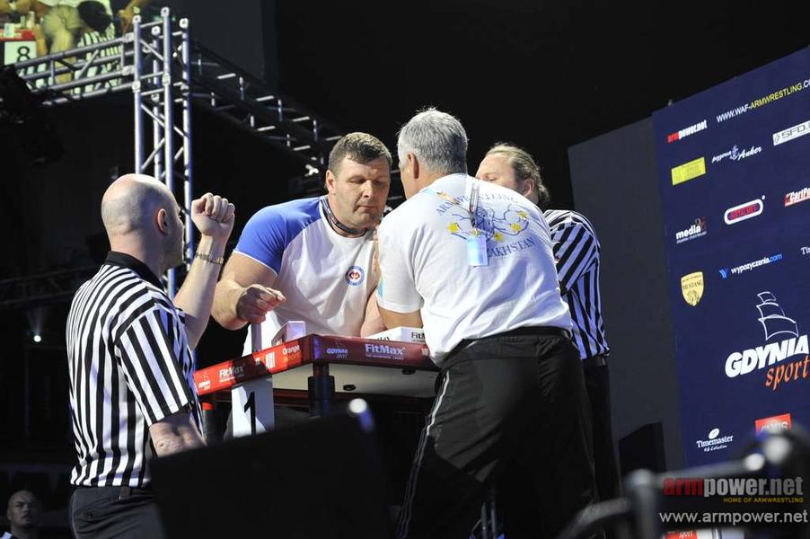 World Armwrestling Championship 2013 - day 1 # Armwrestling # Armpower.net