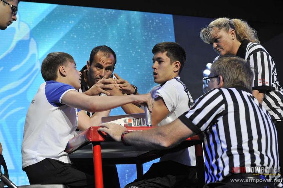 World Armwrestling Championship 2013 - day 1 # Armwrestling # Armpower.net