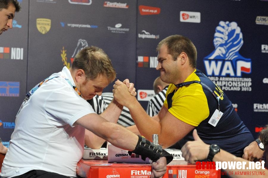 World Armwrestling Championship 2013 - day 1 - photo: Mirek # Siłowanie na ręce # Armwrestling # Armpower.net