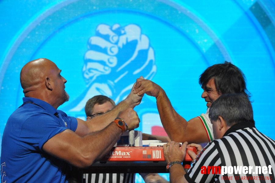 World Armwrestling Championship 2013 - day 1 - photo: Mirek # Armwrestling # Armpower.net