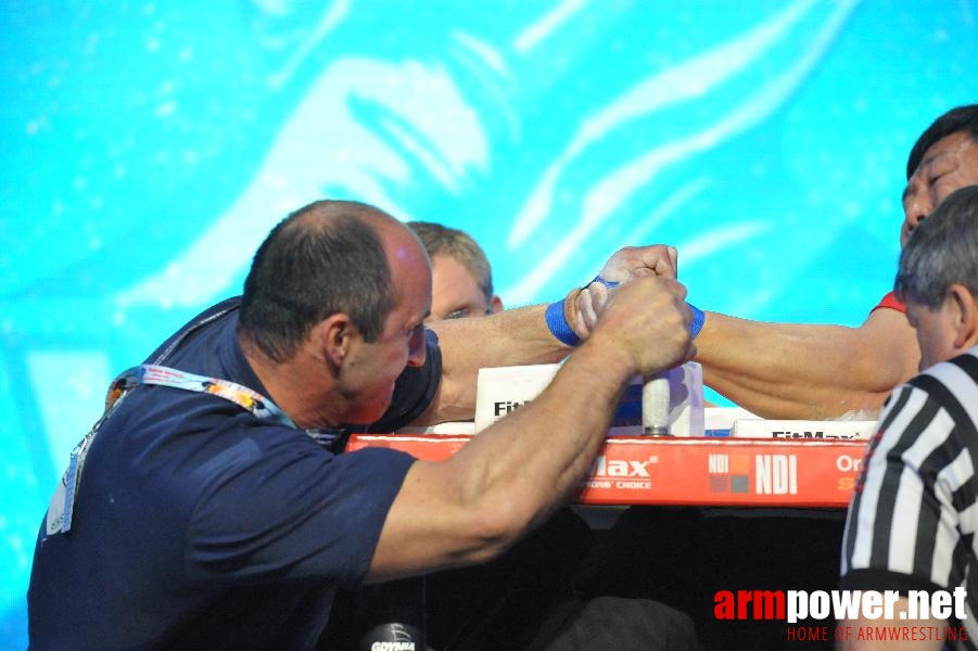 World Armwrestling Championship 2013 - day 1 - photo: Mirek # Aрмспорт # Armsport # Armpower.net