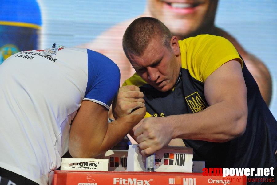 World Armwrestling Championship 2013 - day 4 - photo: Mirek # Siłowanie na ręce # Armwrestling # Armpower.net