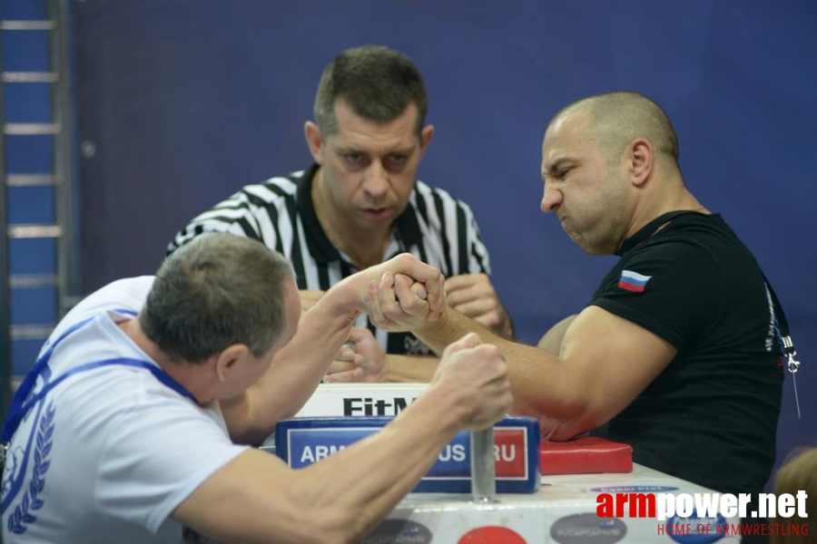 Russian National Championships 2014 - left hand # Armwrestling # Armpower.net